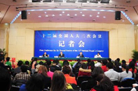 樓繼偉、張少春答記者問