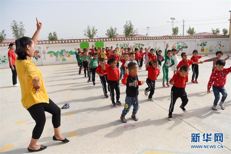 (決戰決勝扶貧攻堅·圖文互動)(2)凝心聚力奔小康——新疆南疆四地州脫貧攻堅成就綜述