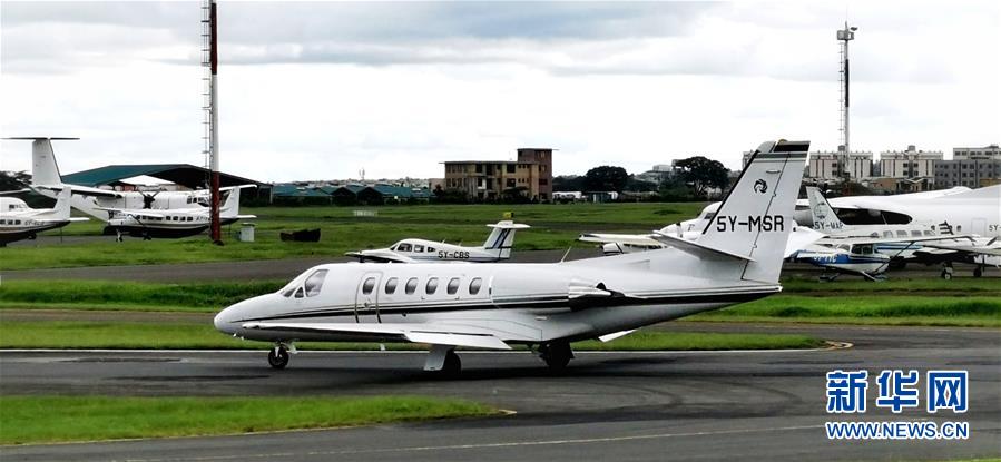 (國際·圖文互動(dòng))(4)一場飛越非洲三國援助同胞的“生死賽跑”