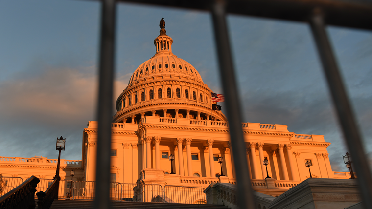 美國政府這個頑疾，為啥難破？